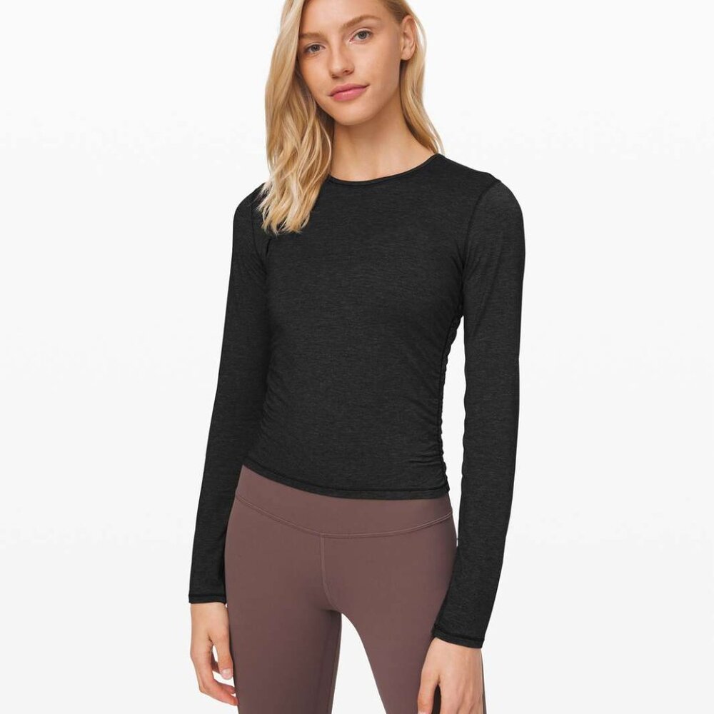 Lululemon Cropped Truthful Form Long Sleeve in Heathered Black, XS